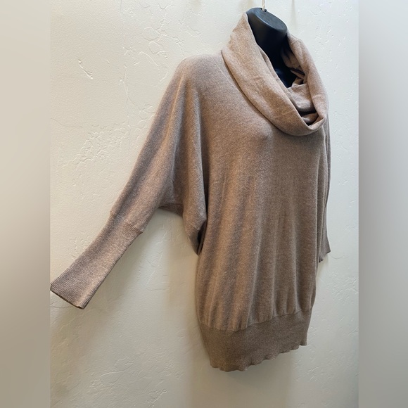 If It Were Me Cowl Neck Sweater Size S - Picture 3 of 10